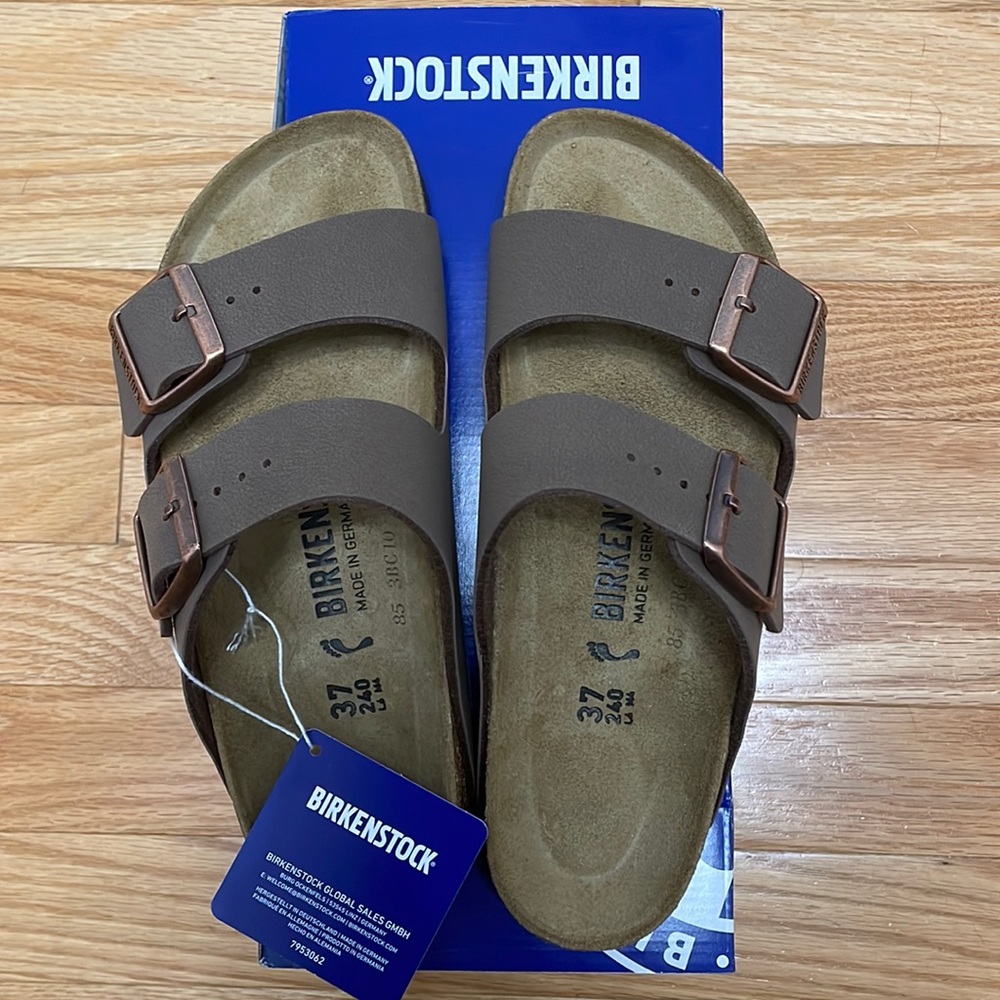 BNIB 37 Narrow Birkenstock Arizona BS in Mocca color